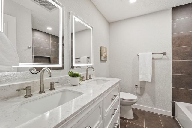 24006 Crooked Creek, Hockley, TX 77447