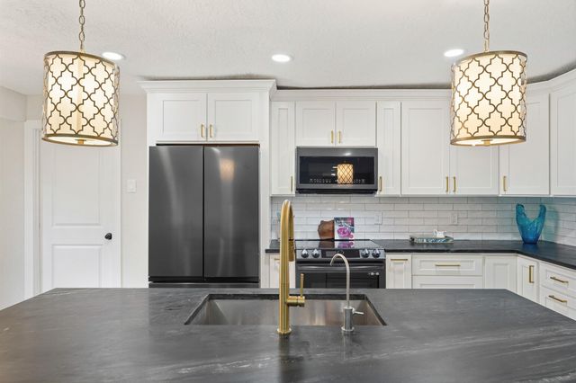 24006 Crooked Creek, Hockley, TX 77447