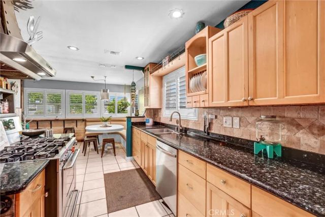 8082 San Hacienda Cir, Buena Park, CA 90620