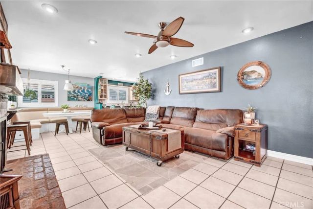 8082 San Hacienda Cir, Buena Park, CA 90620