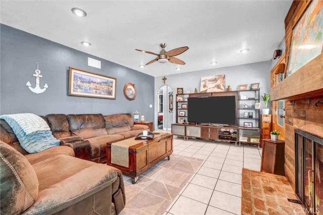 8082 San Hacienda Cir, Buena Park, CA 90620