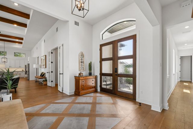 323 Ringtail Stream DR, Austin, TX 78738