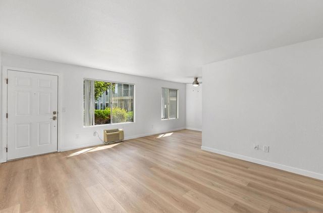 1240 N Broadway 54, Escondido, CA 92026