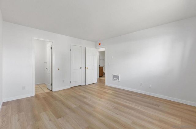 1240 N Broadway 54, Escondido, CA 92026