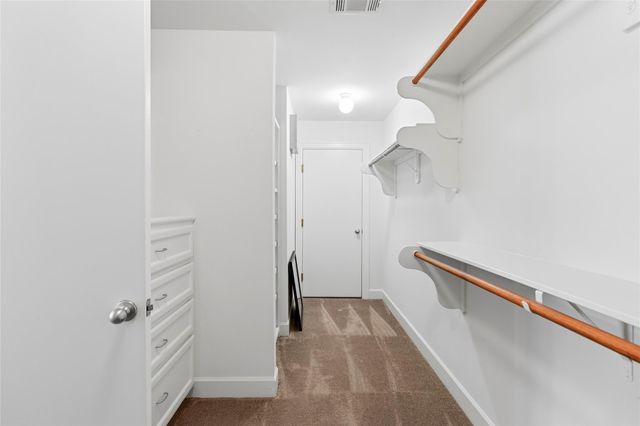 650 Westcross Street 68, Houston, TX 77018