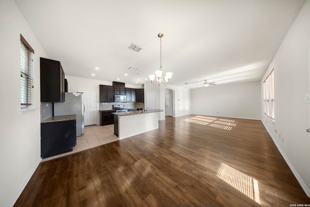 1402 Bluejay Court, San Antonio, TX 78245