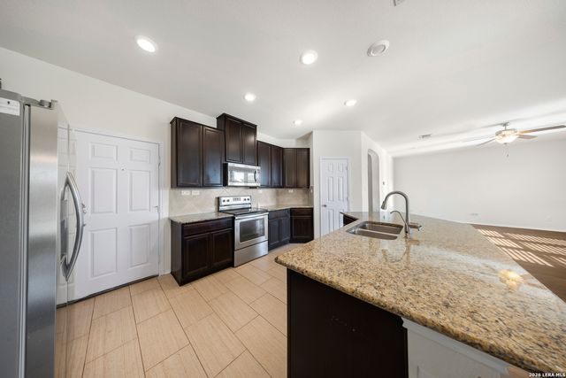 1402 Bluejay Court, San Antonio, TX 78245