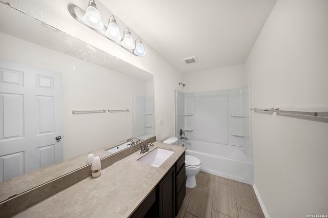 1402 Bluejay Court, San Antonio, TX 78245