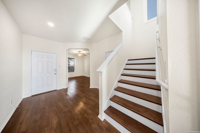 1402 Bluejay Court, San Antonio, TX 78245