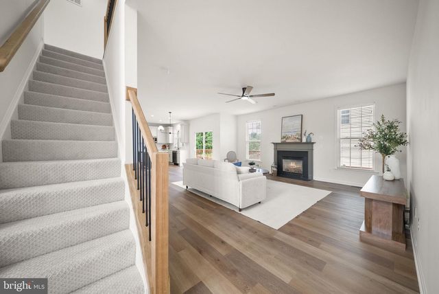 4 TURNER CT, Berryville, VA 22611