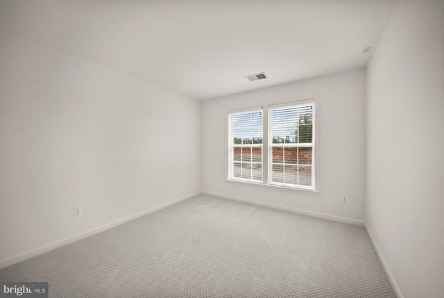 4 TURNER CT, Berryville, VA 22611