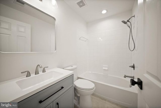 4 TURNER CT, Berryville, VA 22611
