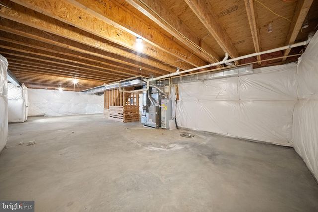4 TURNER CT, Berryville, VA 22611