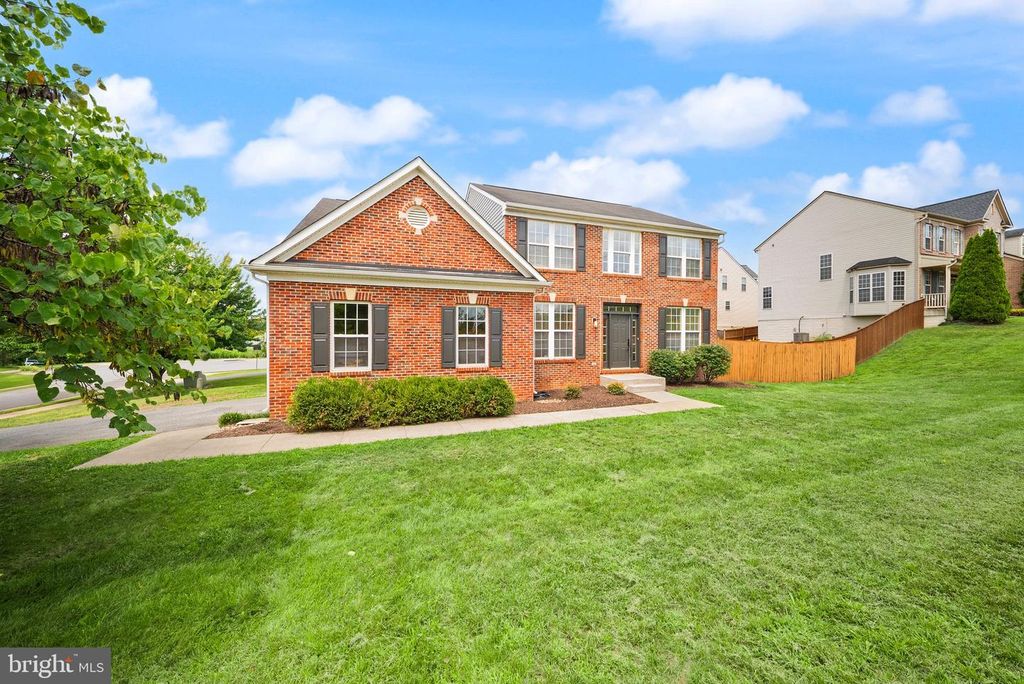 4 TURNER CT, Berryville, VA 22611