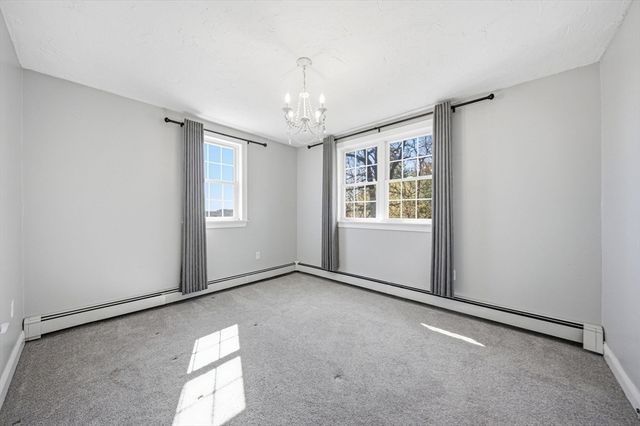 39 Blueberry Hill Rd, Woburn, MA 01801