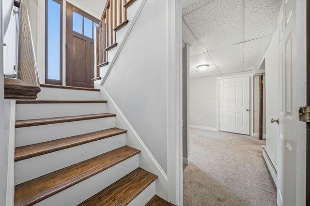 39 Blueberry Hill Rd, Woburn, MA 01801