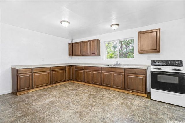84-921 Lahaina Street A, Waianae, HI 96792