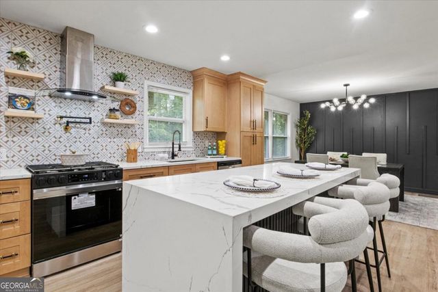 2995 Katherine Valley Road, Decatur, GA 30032