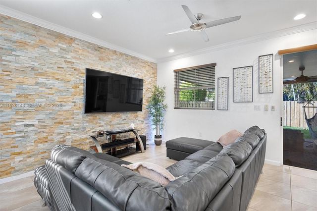 25280 SW 119th Ave, Homestead, FL 33032