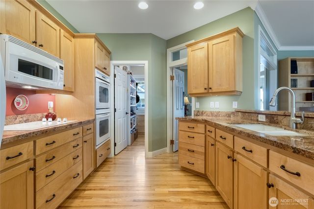 731 SE Swainson Lane, College Place, WA 99324