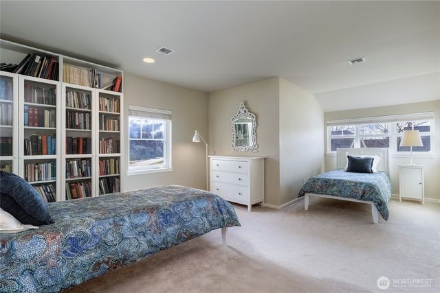 731 SE Swainson Lane, College Place, WA 99324