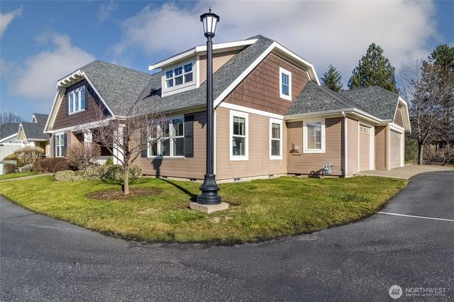 731 SE Swainson Lane, College Place, WA 99324