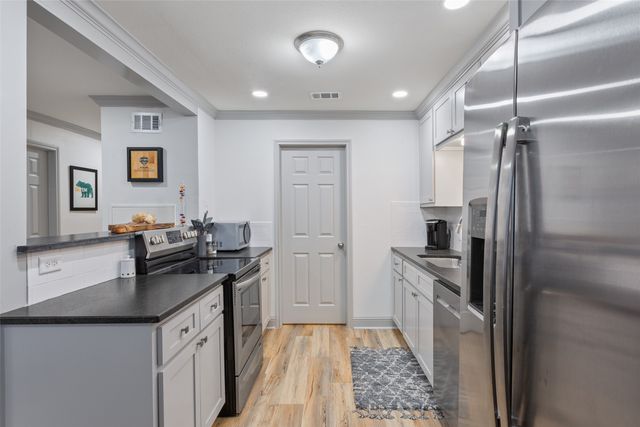 1824 S 8th Street 110, Waco, TX 76706