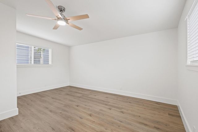 607 W Sears Street, Denison, TX 75020