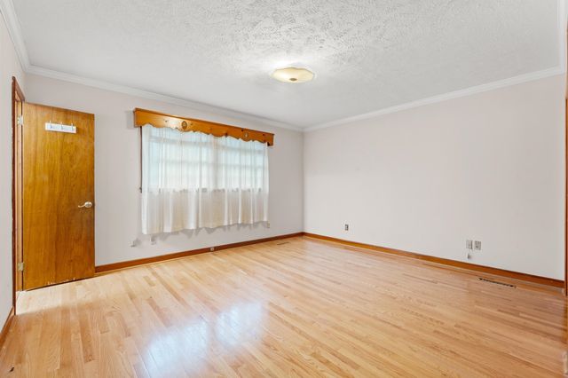 107 E Melrose Ave., Mullins, SC 29574