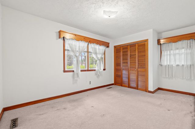 107 E Melrose Ave., Mullins, SC 29574