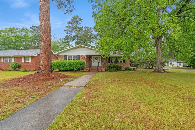 107 E Melrose Ave., Mullins, SC 29574