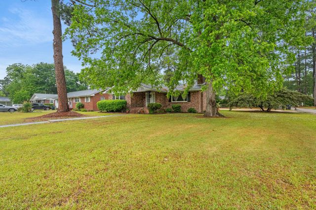 107 E Melrose Ave., Mullins, SC 29574