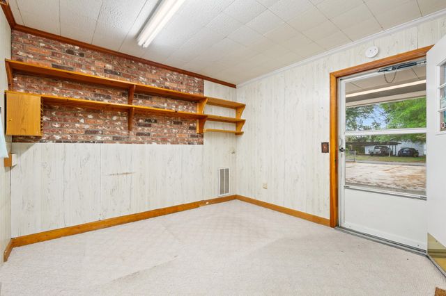 107 E Melrose Ave., Mullins, SC 29574