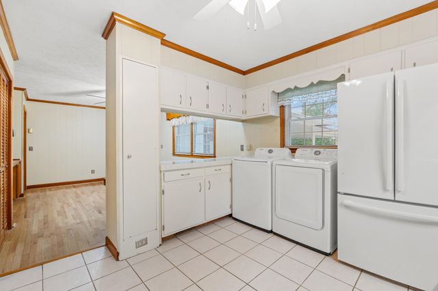 107 E Melrose Ave., Mullins, SC 29574