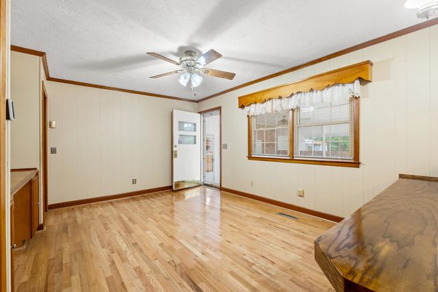 107 E Melrose Ave., Mullins, SC 29574