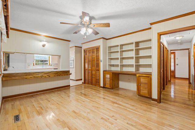 107 E Melrose Ave., Mullins, SC 29574