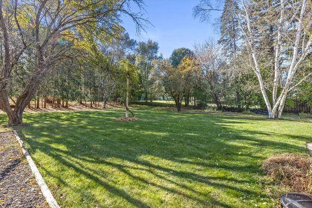 N26W26729 Prospect AVENUE, Pewaukee, WI 53072