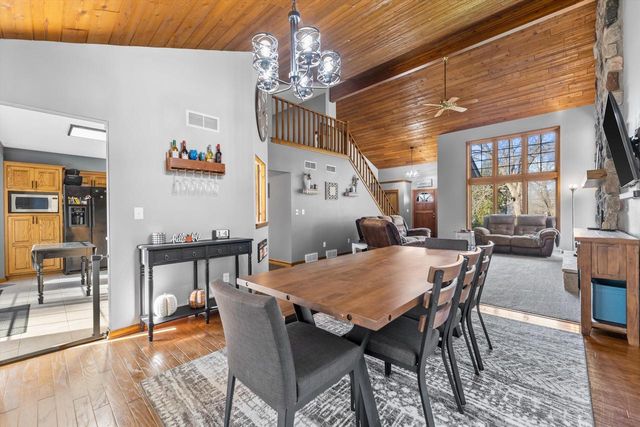 N26W26729 Prospect AVENUE, Pewaukee, WI 53072