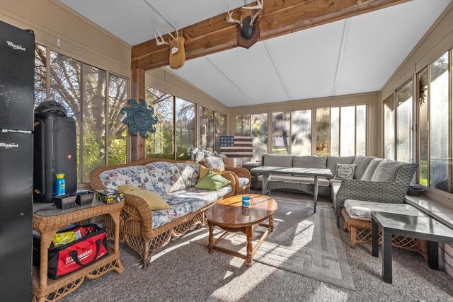 N26W26729 Prospect AVENUE, Pewaukee, WI 53072