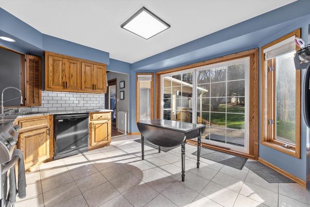 N26W26729 Prospect AVENUE, Pewaukee, WI 53072