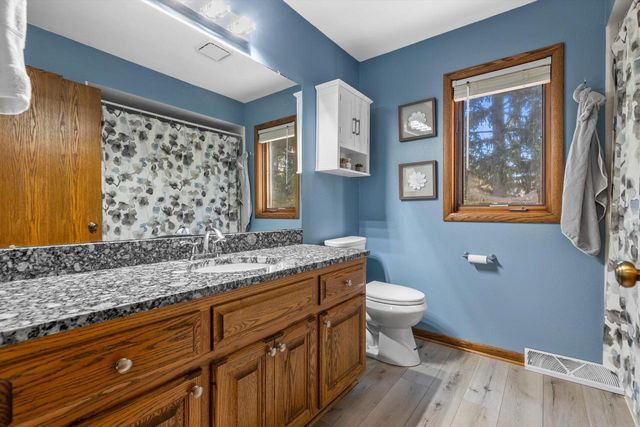 N26W26729 Prospect AVENUE, Pewaukee, WI 53072