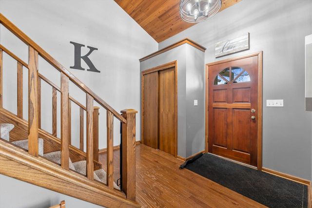 N26W26729 Prospect AVENUE, Pewaukee, WI 53072