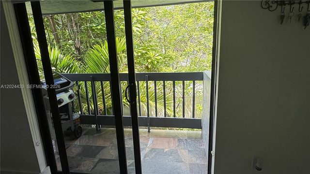 13675 SW 62nd St 202-3, Miami, FL 33183