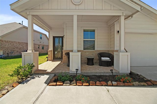 622 Little Cypress Lane, Baytown, TX 77523