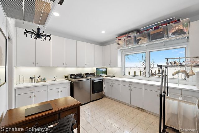 28020 Moran Street, Harrison Charter Township, MI 48045