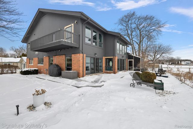 28020 Moran Street, Harrison Charter Township, MI 48045