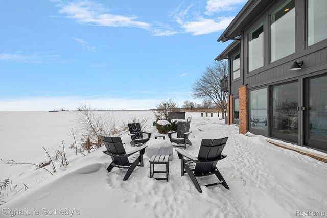 28020 Moran Street, Harrison Charter Township, MI 48045