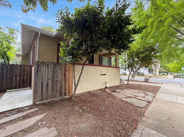 231 22nd St, Sacramento, CA 95816