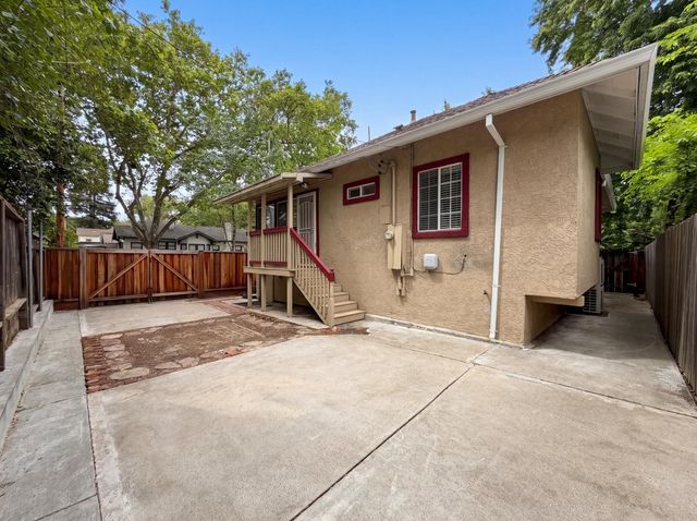 231 22nd St, Sacramento, CA 95816