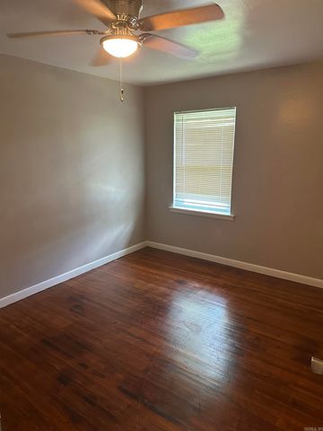 500 Hayes St, Jacksonville, AR 72076